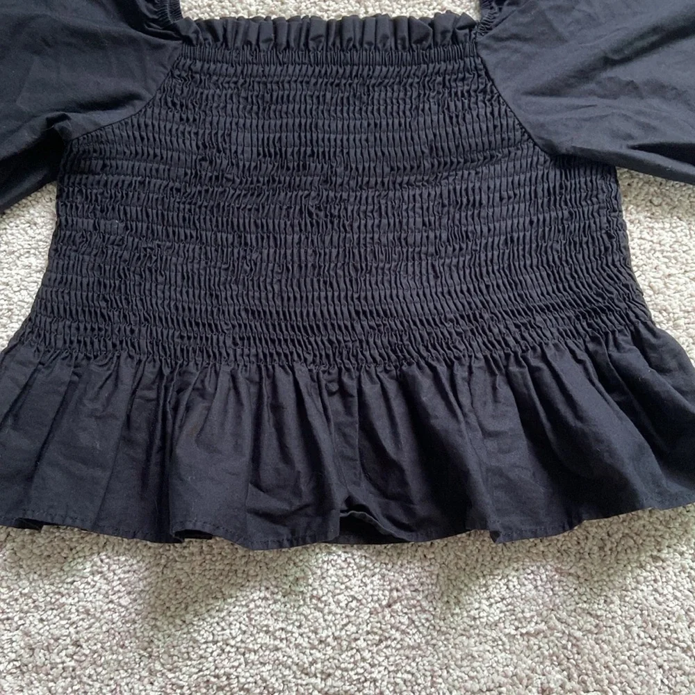 Zara • Black Balloon Sleeves Smocked Peplum Top
